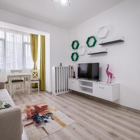Laroka House Cosy And Modern Apartment Universitate-City Centre Bucareste Exterior foto