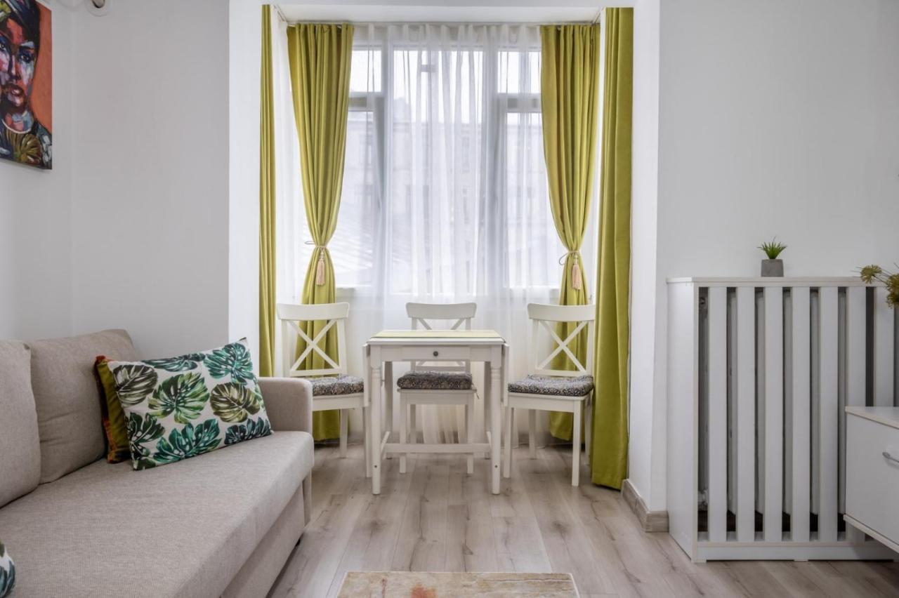Laroka House Cosy And Modern Apartment Universitate-City Centre Bucareste Exterior foto